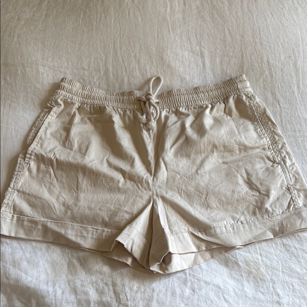 Lou & Grey Drawstring Women's Shorts in Cream